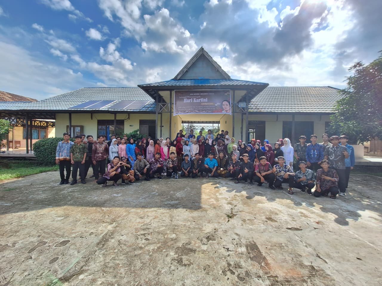 Peringatan Hari Kartini